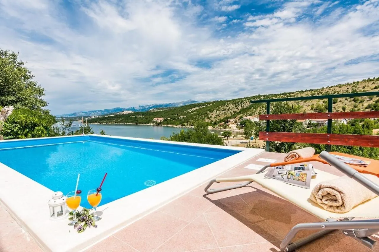 Seaside Family Friendly House With A Swimming Pool Krusevo, Novigrad - 21963 Villa Basic 0*,  Croatia