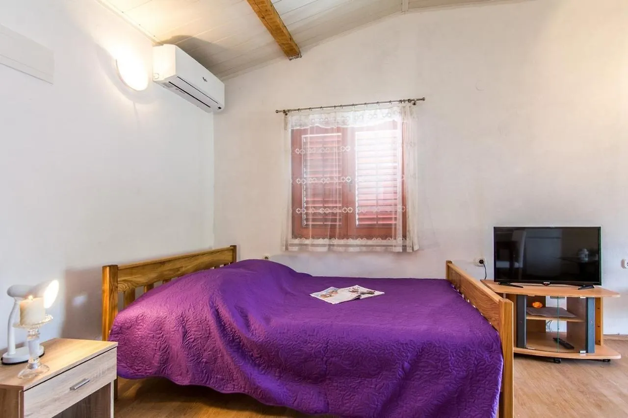 Holiday home Seaside Family Friendly House With A Swimming Pool Krusevo, Novigrad - 21963 Villa Basic