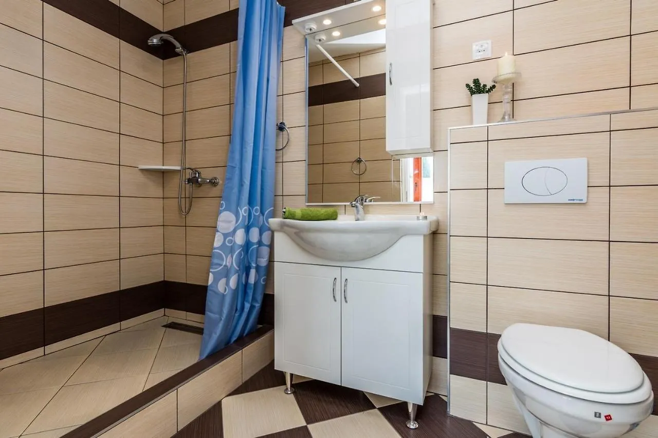 Seaside Family Friendly House With A Swimming Pool Krusevo, Novigrad - 21963 Villa Basic 0*,
